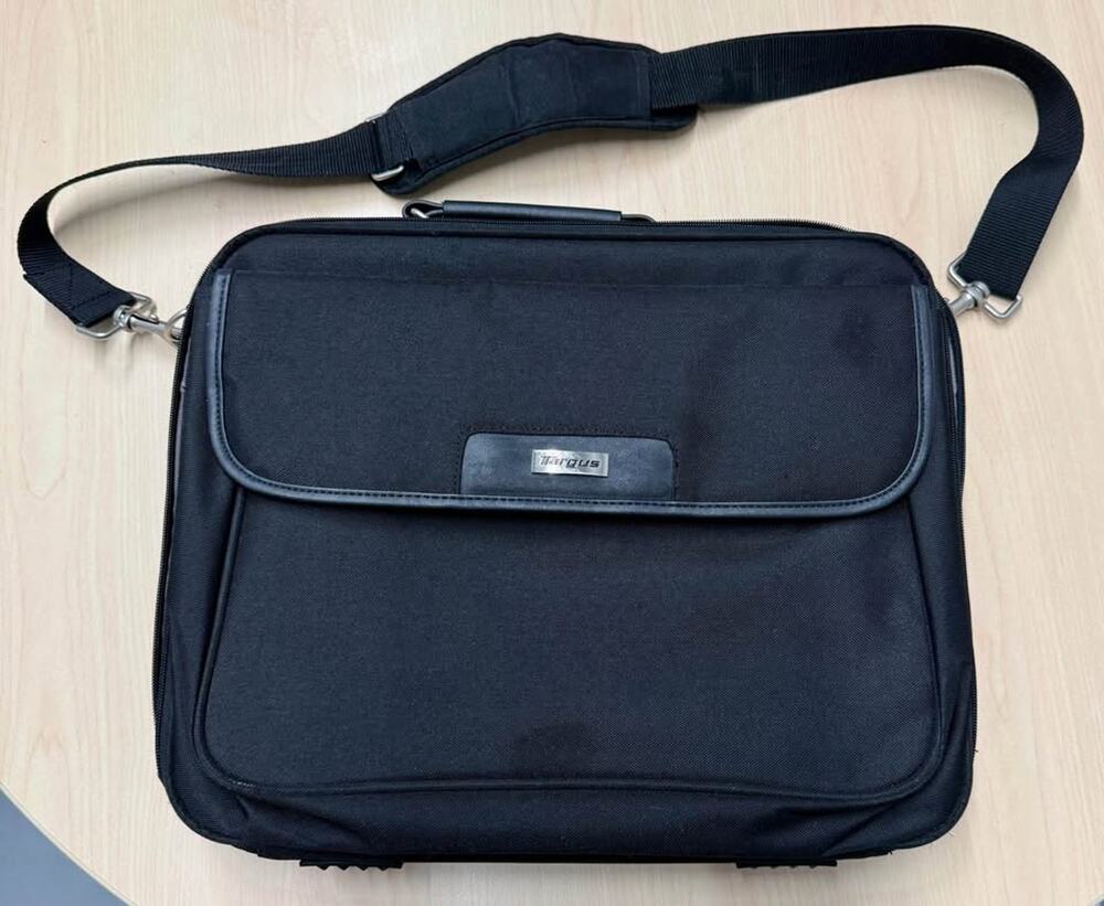 Targus Soft Sided, Padded Laptop Bag Briefcase